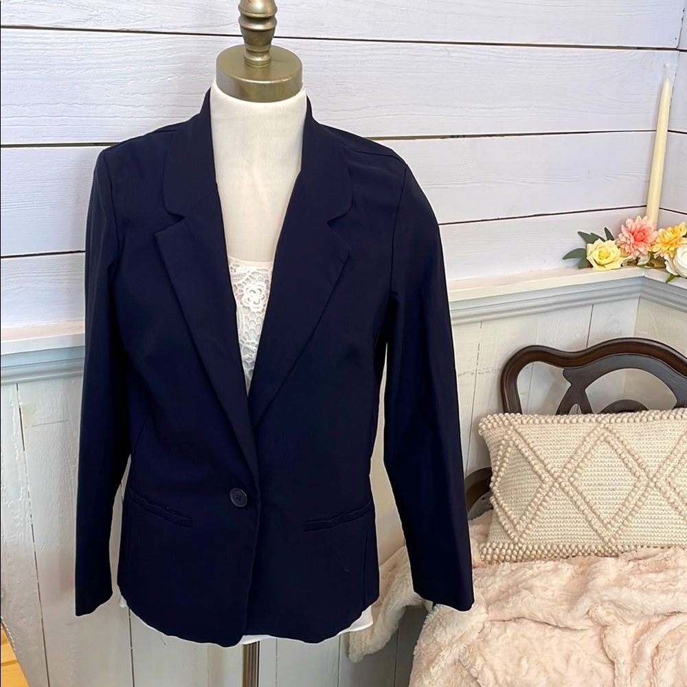 Halo Women's Navy Blazer power-suit jacket